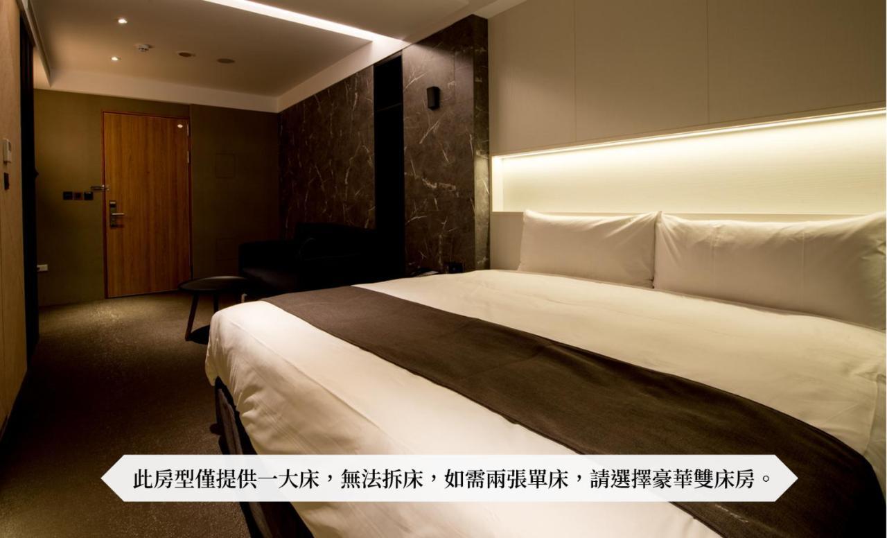 He-Jia Hotel Miaoli Buitenkant foto