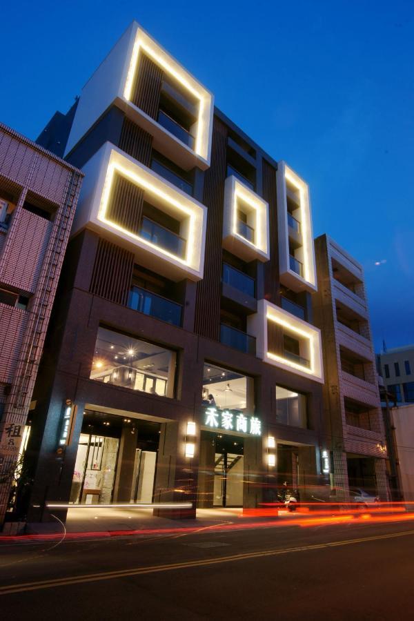 He-Jia Hotel Miaoli Buitenkant foto