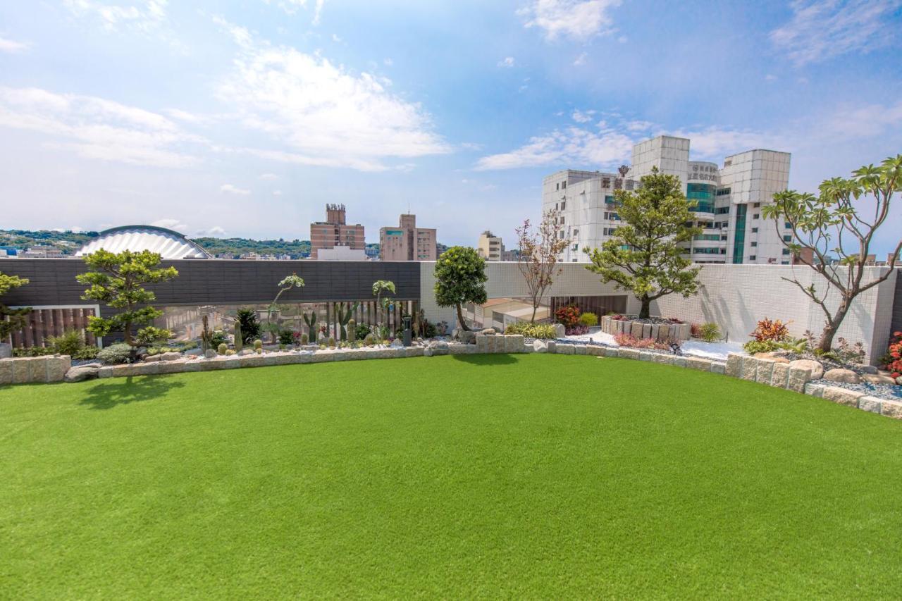 He-Jia Hotel Miaoli Buitenkant foto