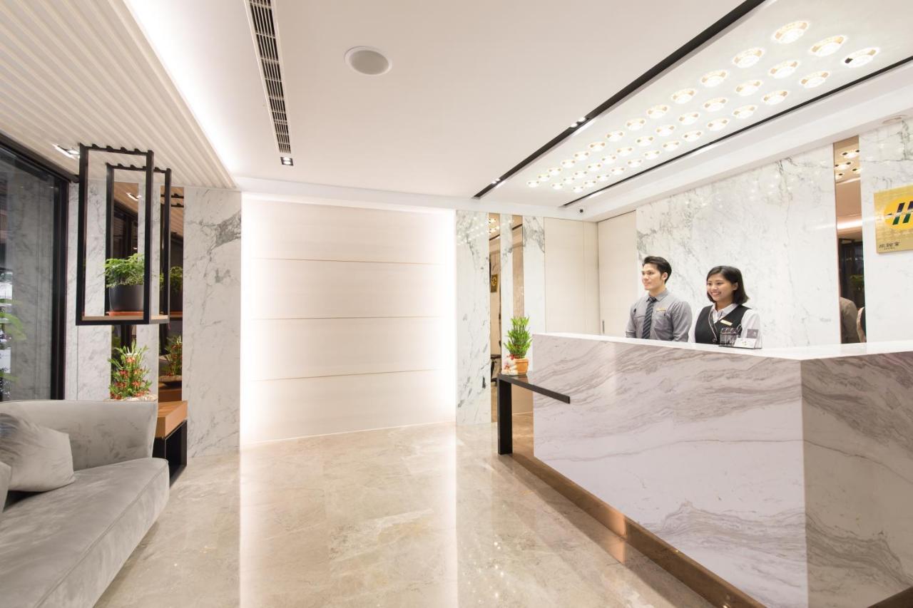He-Jia Hotel Miaoli Buitenkant foto